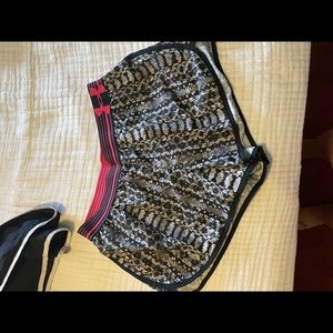 Under armour running shorts size M